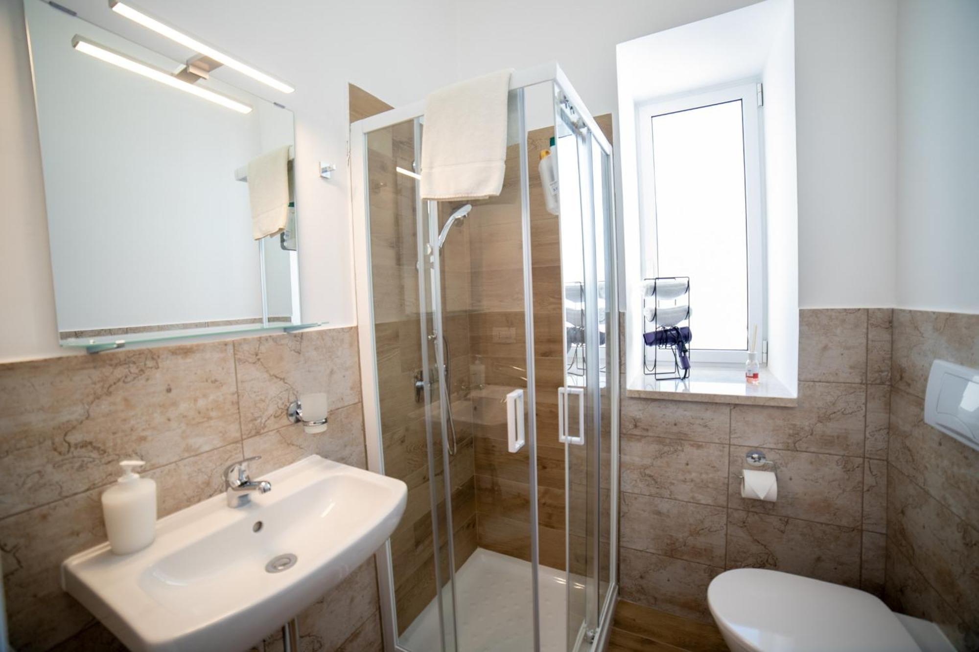 Le Tre Piazze Apartment *